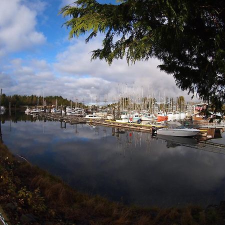 West Coast Motel On The Harbour Ucluelet Extérieur photo